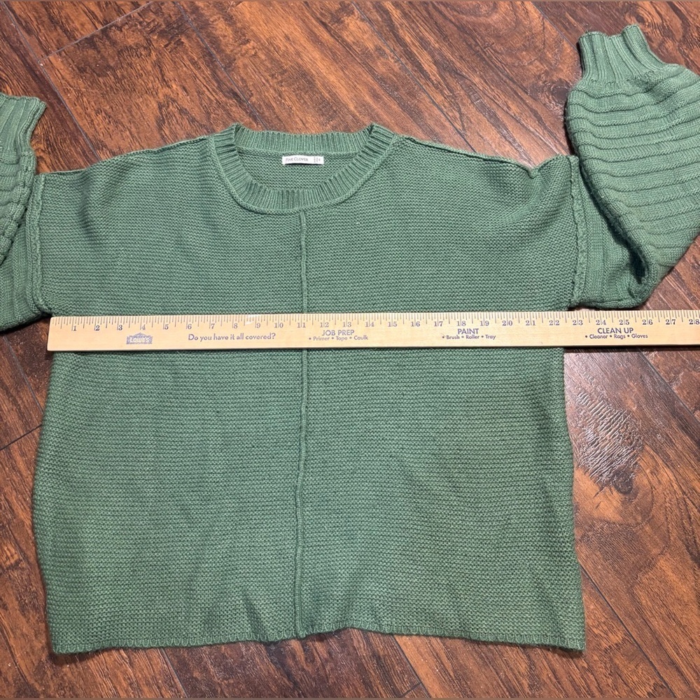 Pink Clover oversized green knit sweater size medium - Picture 2 of 6
